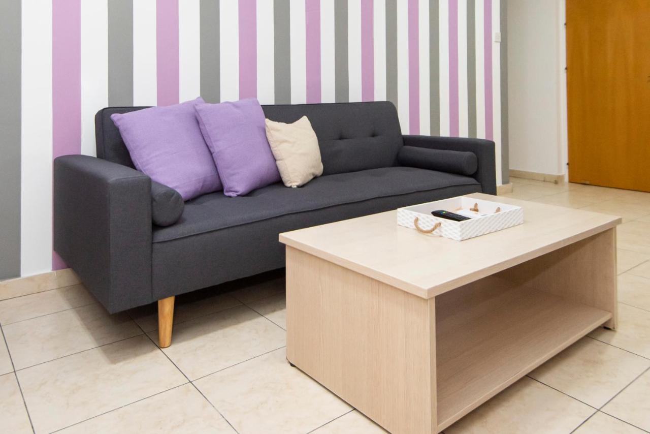 Viola Flat 303 Apartment Larnaca Bagian luar foto